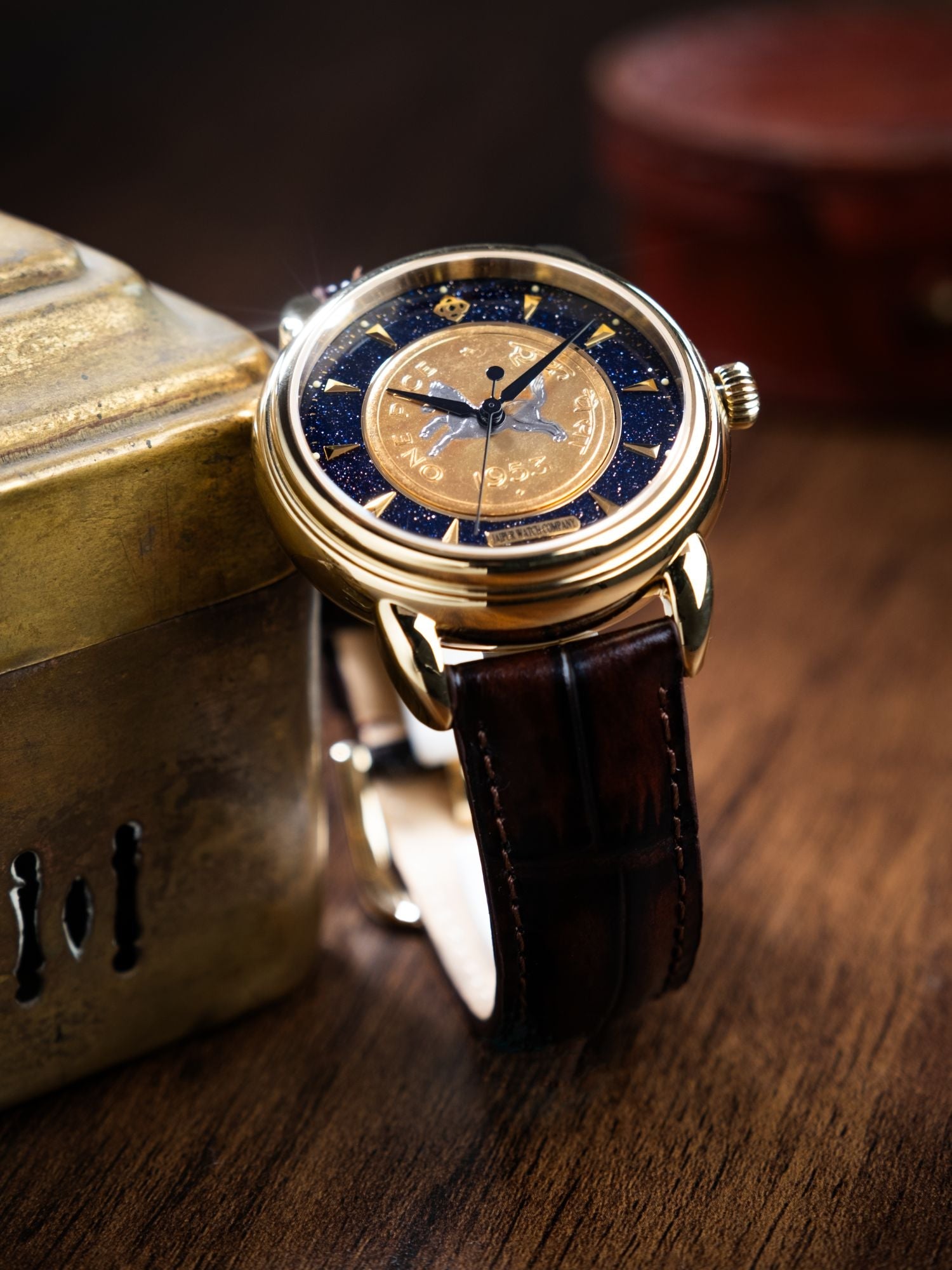 THE ETERNAL AVENTURINE WRISTWEAR